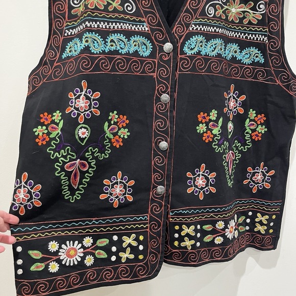 Vtg Victoria Jones Vest 3X Floral Embroidered  Whimsical Artsy Colorful Butterfl - Picture 3 of 7